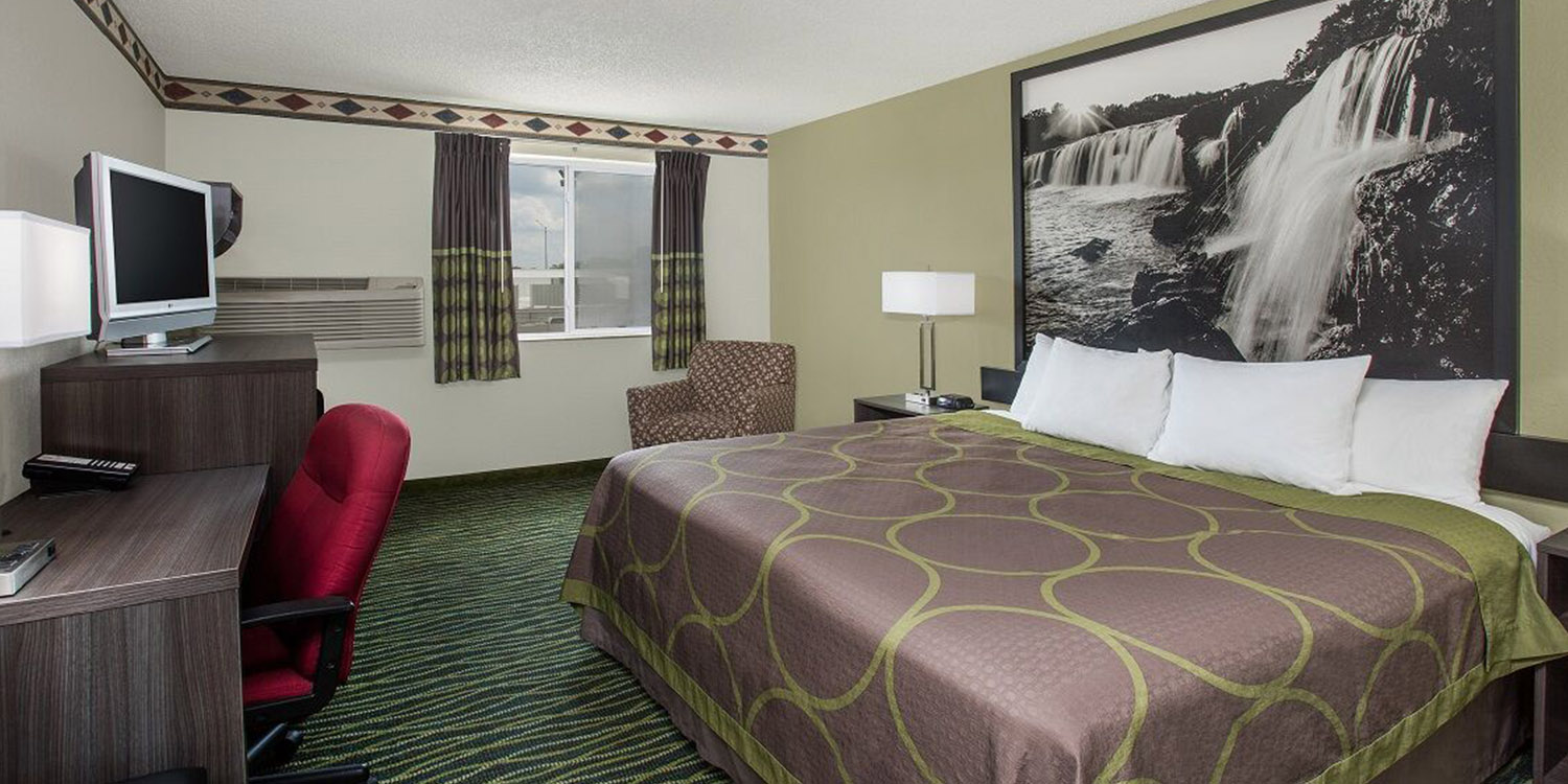 MAKE YOUR TIME IN INDEPENDENCE, KANSAS CITY MEMORABLE IN OUR WELL-APPOINTED GUEST ROOMS