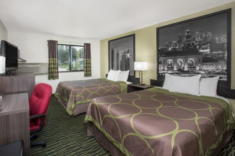 Welcome To Super 8 by Wyndham Independence Kansas City - Double Queen Room